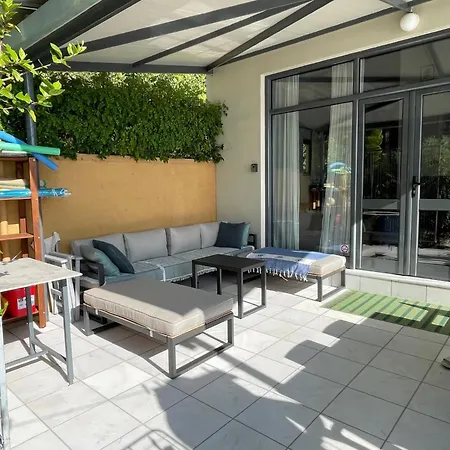 Achilles * Pera Melana