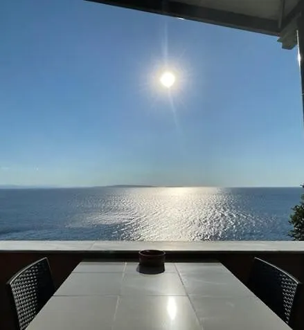 Semesterbostad Achilles