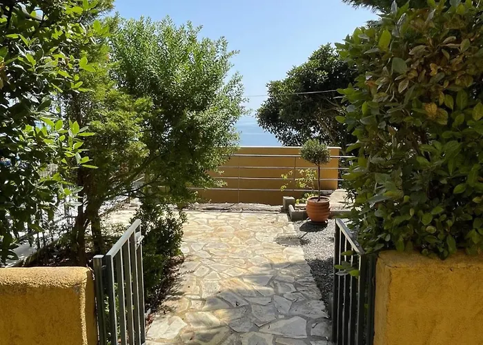 Semesterbostad Achilles